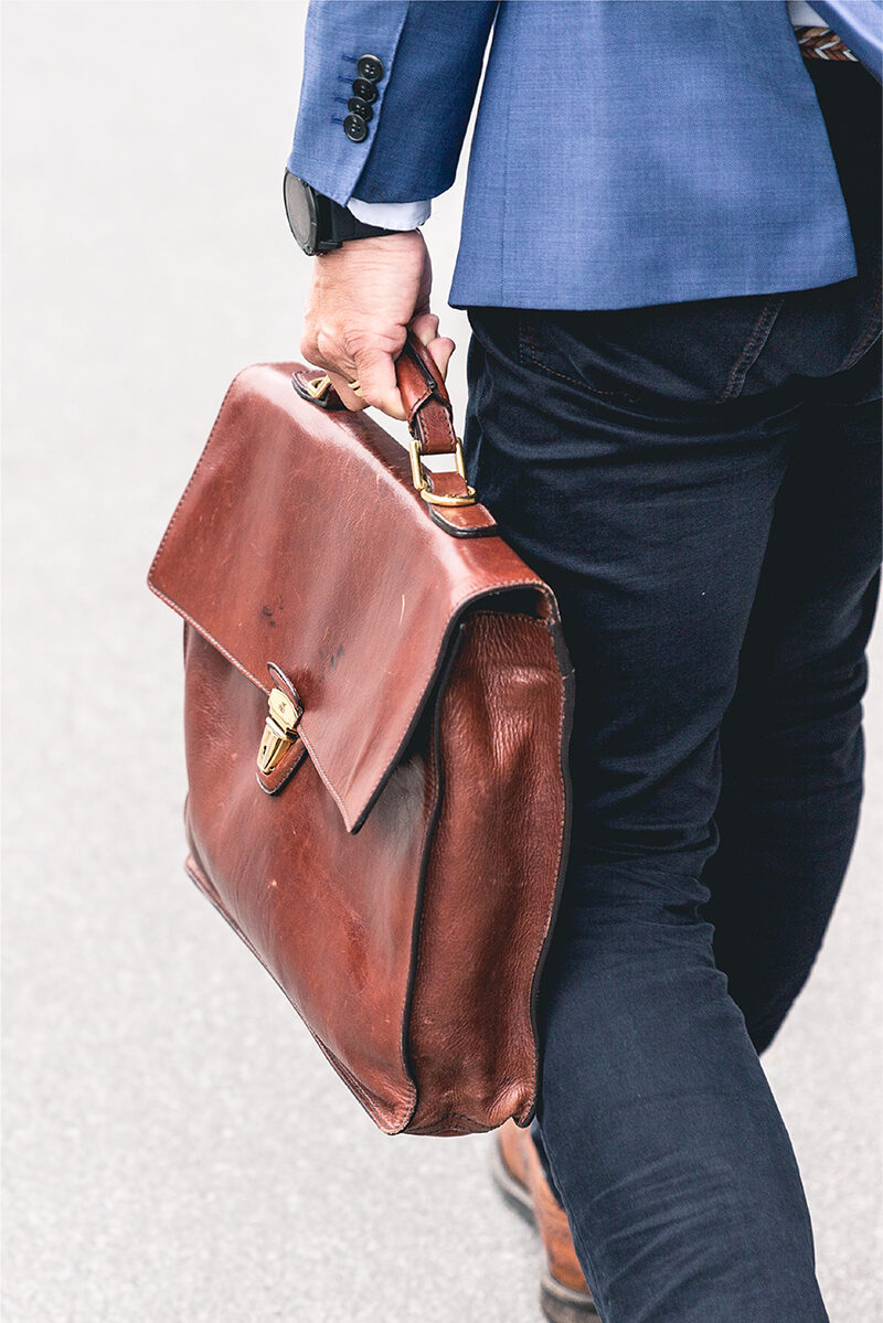 man carrying a Business Bag Tote