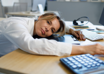 “Job Hugging” & 4 Ways to Respond